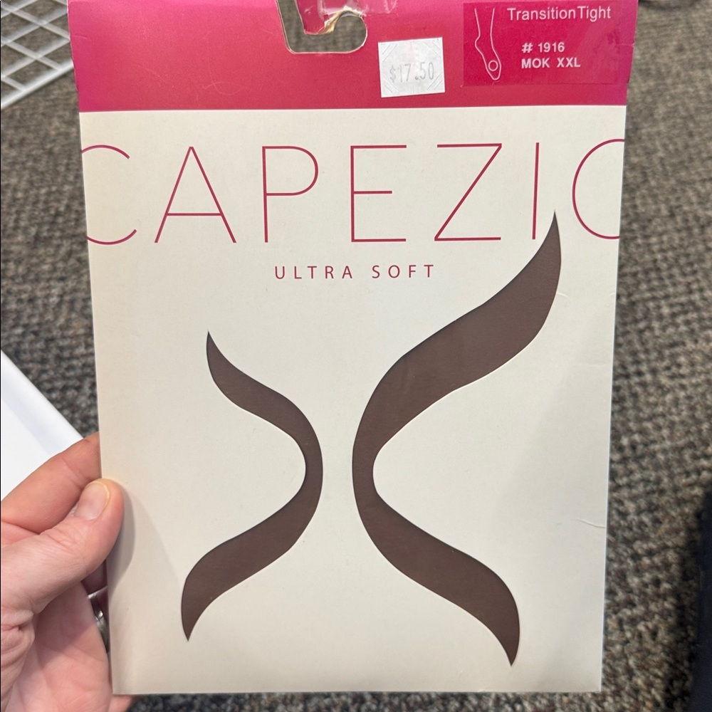 Capezio Ultra Soft Mocha Transition Tights in mocha (MOK) - Picture 3 of 10